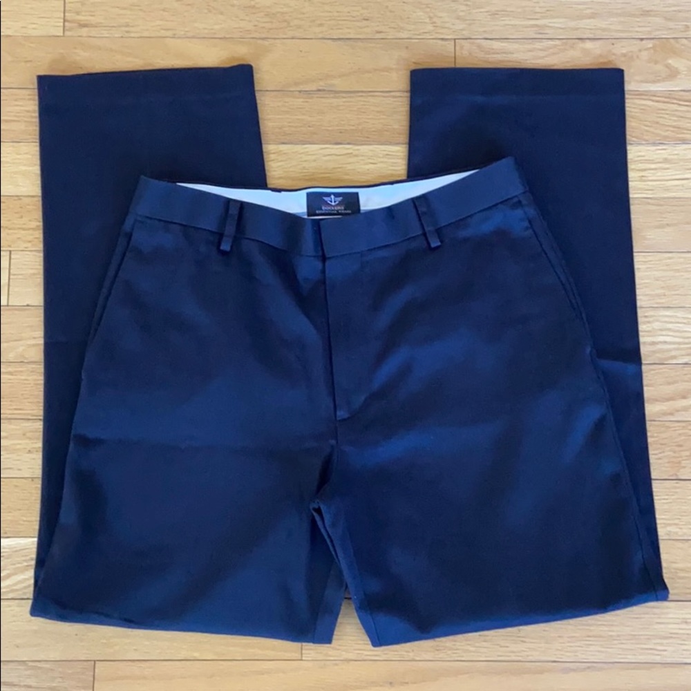 Dockers D2 Black Straight Fit Essential Khaki Pants